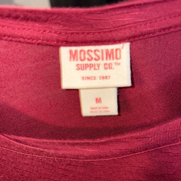 Mossimo Supply Co. Berry Short Sleeve Knot Top - Picture 3 of 3